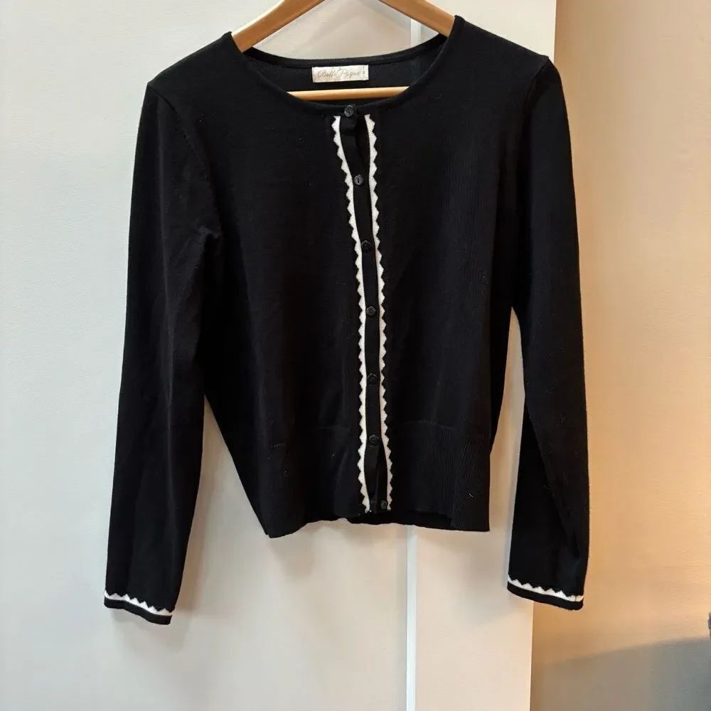 Amazon Belle Poque Black and white cardigan size M